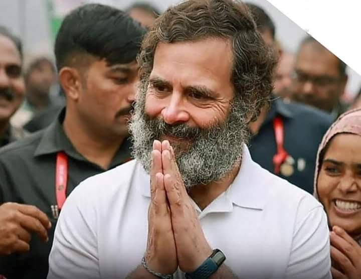 राहुल का संदेश-- <em>सांसद राहुल गांधी ने छत्तीसगढ़ प्रदेश वासियो को दी विश्व आदिवासी दिवस की बधाई, छत्तीसगढ़ सरकार को बधाई प्रेषित करते हुए राहुल ने कहा- आदिवासी समुदाय हमारी भूमि एवं परंपरागत ज्ञान का है सच्चा संरक्षक</em>, सरगुजा को उत्सव की मेजबानी के लिए दिया साधुवाद राहुल का संदेश-- <em>सांसद राहुल गांधी ने छत्तीसगढ़ प्रदेश वासियो को दी विश्व आदिवासी दिवस की बधाई, छत्तीसगढ़ सरकार को बधाई प्रेषित करते हुए राहुल ने कहा- आदिवासी समुदाय हमारी भूमि एवं परंपरागत ज्ञान का है सच्चा संरक्षक</em>, सरगुजा को उत्सव की मेजबानी के लिए दिया साधुवाद kshititech
