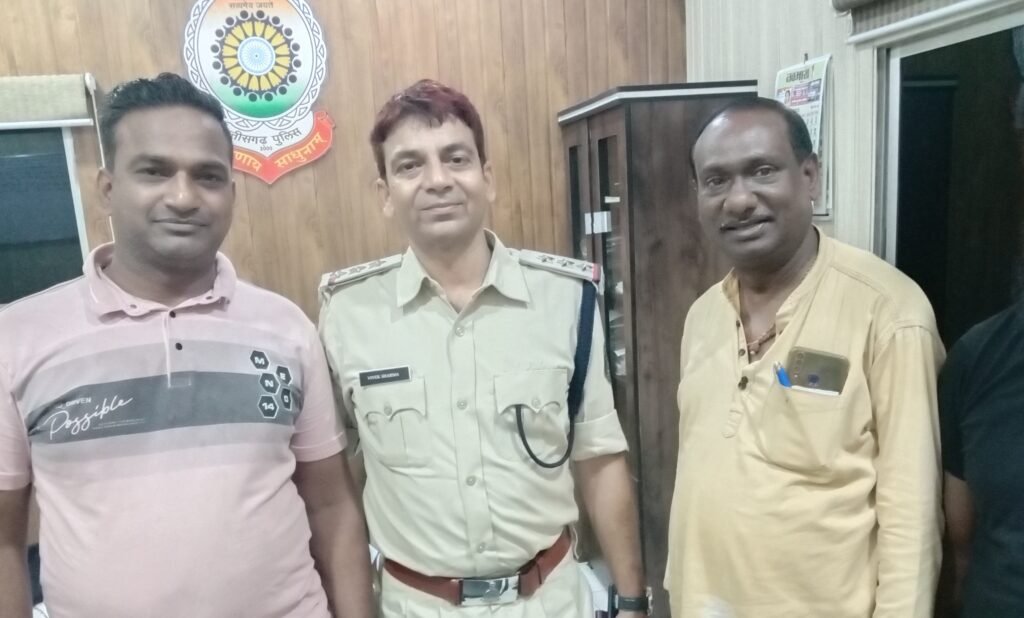 <em>नशे के खिलाफ शक्ति थाना क्षेत्र में चलेगा विशेष अभियान, नव पदस्थ टीआई विवेक शर्मा से की जनप्रतिनिधियों ने मुलाकात, देर शाम नए टीआई साहब मिले पत्रकार साथियों से, अपराधों पर नियंत्रण करना हमारी प्राथमिकता-- विवेक शर्मा</em>, 19 अगस्त की रात्रि टीआई शर्मा ने करी शहर के प्रमुख मार्गों में गश्त <em>नशे के खिलाफ शक्ति थाना क्षेत्र में चलेगा विशेष अभियान, नव पदस्थ टीआई विवेक शर्मा से की जनप्रतिनिधियों ने मुलाकात, देर शाम नए टीआई साहब मिले पत्रकार साथियों से, अपराधों पर नियंत्रण करना हमारी प्राथमिकता-- विवेक शर्मा</em>, 19 अगस्त की रात्रि टीआई शर्मा ने करी शहर के प्रमुख मार्गों में गश्त kshititech