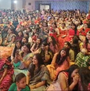 पहली बार शक्ति में देखा तीजा महोत्सव का विशाल स्वरूप-- <em>हजारों महिलाओं की उपस्थिति में महिला जागृति शाखा शक्ति का संपन्न हुआ तीजा- सावन महोत्सव, सावन के झूले ने मुझको झुलाया कि धुन पर महिला सदस्यों में दिखा तीजा को लेकर उत्साह, अध्यक्ष रीना गेवाडीन ने कहा- तीजा का पर्वत महिलाओं के लिए सबसे बड़ा पर्व</em> kshititech