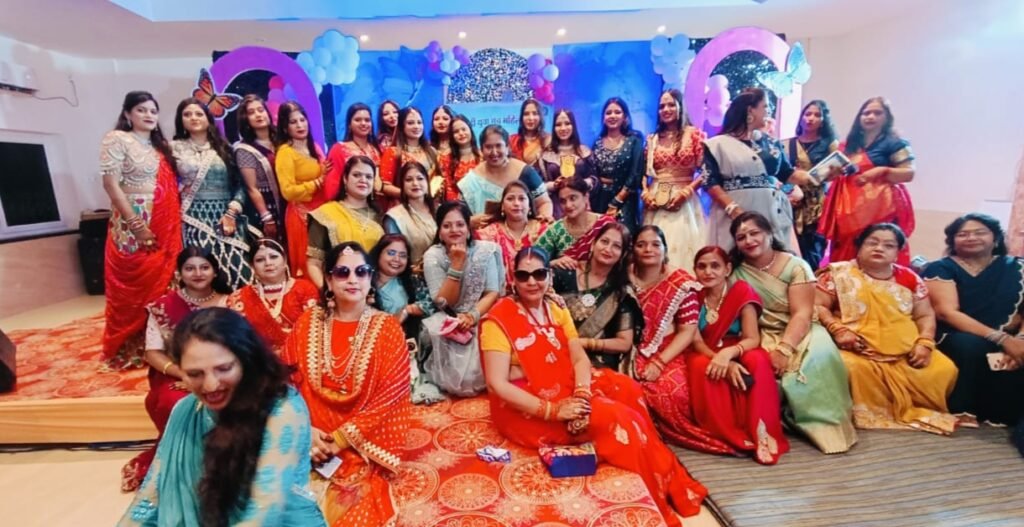 पहली बार शक्ति में देखा तीजा महोत्सव का विशाल स्वरूप-- <em>हजारों महिलाओं की उपस्थिति में महिला जागृति शाखा शक्ति का संपन्न हुआ तीजा- सावन महोत्सव, सावन के झूले ने मुझको झुलाया कि धुन पर महिला सदस्यों में दिखा तीजा को लेकर उत्साह, अध्यक्ष रीना गेवाडीन ने कहा- तीजा का पर्वत महिलाओं के लिए सबसे बड़ा पर्व</em> kshititech