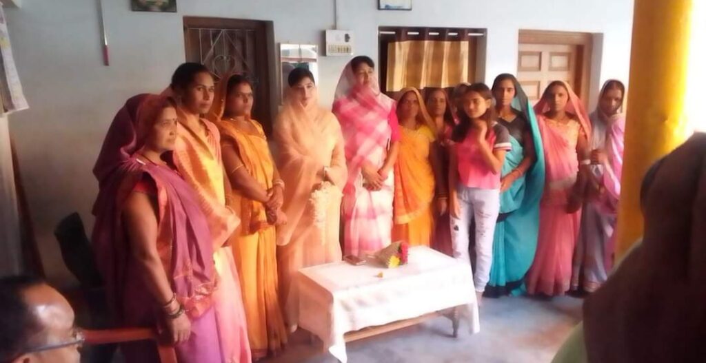 <em>रामकुमार गबेल एवं गीता गबेल ने किया संयोगिता के साथ क्षेत्र में घर परिवार भेंट मुलाकात संपर्क कार्यक्रम, रामकुमार ने कहा- चंद्रपुर विधानसभा में संयोगिता को मिल रहा अपार समर्थन, संयोगिता के साथ सक्रिय रूप से जुटे हुए हैं रामकुमार</em>, मालखरौदा क्षेत्र में दिग्गज जन सेवक के रूप में पहचान है रामकुमार की <em>रामकुमार गबेल एवं गीता गबेल ने किया संयोगिता के साथ क्षेत्र में घर परिवार भेंट मुलाकात संपर्क कार्यक्रम, रामकुमार ने कहा- चंद्रपुर विधानसभा में संयोगिता को मिल रहा अपार समर्थन, संयोगिता के साथ सक्रिय रूप से जुटे हुए हैं रामकुमार</em>, मालखरौदा क्षेत्र में दिग्गज जन सेवक के रूप में पहचान है रामकुमार की kshititech