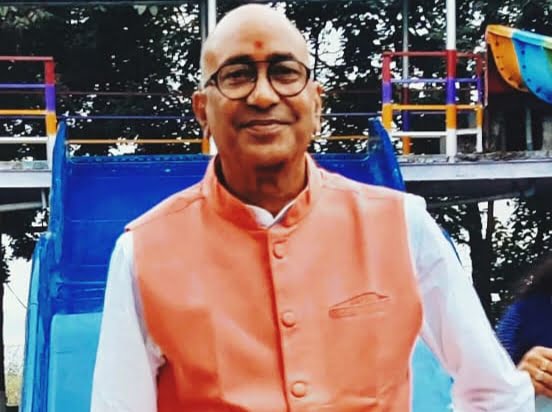 <em>बरसों बाद शक्ति के घनश्याम पांडेय को मिली प्रदेश कांग्रेस कमेटी में महत्वपूर्ण जिम्मेदारी, दीपक बैज की टीम में सचिव बनाए गए घनश्याम महाराज, पूर्व मंडी अध्यक्ष सरवन सिदार भी बने सचिव, कांग्रेस कार्यकर्ताओं में हर्ष</em>, घनश्याम महाराज ने किया महंत जी एवं कांग्रेस जनों का आभार व्यक्त, कहा पूरी निष्ठा एवं सजगता के साथ करूंगा अपनी जिम्मेदारियां का निर्वहन <em>बरसों बाद शक्ति के घनश्याम पांडेय को मिली प्रदेश कांग्रेस कमेटी में महत्वपूर्ण जिम्मेदारी, दीपक बैज की टीम में सचिव बनाए गए घनश्याम महाराज, पूर्व मंडी अध्यक्ष सरवन सिदार भी बने सचिव, कांग्रेस कार्यकर्ताओं में हर्ष</em>, घनश्याम महाराज ने किया महंत जी एवं कांग्रेस जनों का आभार व्यक्त, कहा पूरी निष्ठा एवं सजगता के साथ करूंगा अपनी जिम्मेदारियां का निर्वहन kshititech