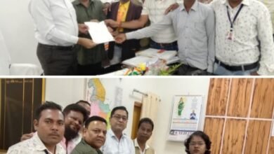 <em>शक्ति की शराब दुकान को शहर से बाहर करने जनर्लिस्ट वेलफेयर यूनियन जिला इकाई सकती में कलेक्टर- एसपी सहित अधिकारियों को सौपा जिला संरक्षक श्यामसुंदर अग्रवाल एवं जिला अध्यक्ष रमेश चंद्र अग्रवाल के नेतृत्व में पहुंचे पदाधिकारी</em>, कलेक्टर नूपुर ने भी कहा--शीघ्र ही इस दिशा में वे करेंगी सकारात्मक पहल kshititech