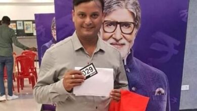 <em>जांजगीर के विवेक को मिला अमिताभ बच्चन के साथ केबीसी की हॉट सीट पर खेलने का मौका,पहले ही राउंड में जीत दर्ज की विवेक ने,19-20 सितंबर को होगा सोनी टीवी पर सीधा प्रसारण,जांजगीर पहुंचने पर हुआ भव्य स्वागत</em>, समाजसेवी, एडवोकेट पंकज अग्रवाल एवं मारवाड़ी युवा मंच के पूर्व प्रदेश अध्यक्ष अमर सुल्तानिया ने दी विवेक को बधाई <em>जांजगीर के विवेक को मिला अमिताभ बच्चन के साथ केबीसी की हॉट सीट पर खेलने का मौका,पहले ही राउंड में जीत दर्ज की विवेक ने,19-20 सितंबर को होगा सोनी टीवी पर सीधा प्रसारण,जांजगीर पहुंचने पर हुआ भव्य स्वागत</em>, समाजसेवी, एडवोकेट पंकज अग्रवाल एवं मारवाड़ी युवा मंच के पूर्व प्रदेश अध्यक्ष अमर सुल्तानिया ने दी विवेक को बधाई kshititech