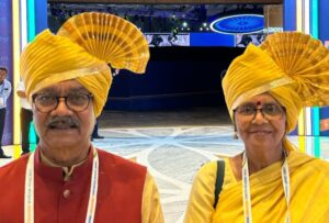 रक्षाबंधन का पावन पर्व-- <em>शक्ति के ब्रह्म कुमारी की बहने पहुंची गेवाड़ीन निवास, परिवार जनों को बांधा रक्षासूत्र,विधानसभा अध्यक्ष महंत</em> एवं कोरबा सांसद<em> ने भी ब्रह्माकुमारी की बहनों को दी रक्षाबंधन की शुभकामनाएं</em>, रीना गेवाडीन ने ब्रह्माकुमारी की बहनों का किया आत्मीय स्वागत रक्षाबंधन का पावन पर्व-- <em>शक्ति के ब्रह्म कुमारी की बहने पहुंची गेवाड़ीन निवास, परिवार जनों को बांधा रक्षासूत्र,विधानसभा अध्यक्ष महंत</em> एवं कोरबा सांसद<em> ने भी ब्रह्माकुमारी की बहनों को दी रक्षाबंधन की शुभकामनाएं</em>, रीना गेवाडीन ने ब्रह्माकुमारी की बहनों का किया आत्मीय स्वागत kshititech