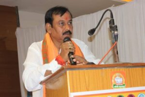 भाजपा का मिशन शक्ति-- <em>सांसद विजय बघेल का 3 सितंबर को शक्ति जिला प्रवास, चंद्रपुर एवं जैजैपुर विधानसभा क्षेत्र में लेंगे चुनाव संबंधी बैठके, पार्टी जुटी तैयारी में, 2018 की खोई हुई सत्ता को 23 में वापस लेने केंद्रीय नेतृत्व ने बनाया है विजय को चुनाव घोषणा पत्र समिति का अध्यक्ष, सरकार बनने की स्थिति में भाजपा का सीएम चेहरा हो सकते हैं विजय बघेल</em> भाजपा का मिशन शक्ति-- <em>सांसद विजय बघेल का 3 सितंबर को शक्ति जिला प्रवास, चंद्रपुर एवं जैजैपुर विधानसभा क्षेत्र में लेंगे चुनाव संबंधी बैठके, पार्टी जुटी तैयारी में, 2018 की खोई हुई सत्ता को 23 में वापस लेने केंद्रीय नेतृत्व ने बनाया है विजय को चुनाव घोषणा पत्र समिति का अध्यक्ष, सरकार बनने की स्थिति में भाजपा का सीएम चेहरा हो सकते हैं विजय बघेल</em> kshititech