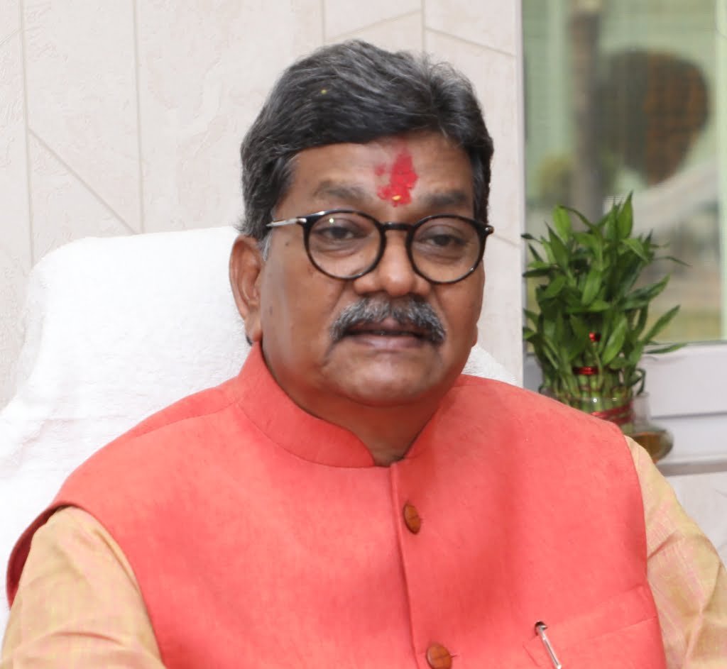 <em>जनता का नारा, अबकी बार फिर से विधायक होंगे महंत-- चरणदास महंत को चुनावी मैदान में घेरने विरोधियों की भी कार्ययोजना नहीं हो पा रही सफल,साढ़े चार वर्षों में अपनी सक्रियता एवं विकास के प्रति सकारात्मक सोच ने लोगों के बीच महंत की बनाई विशेष पैंठ, सबसे सक्रिय विधायक के रूप में महंत ने बनाई पहचान, शक्ति को जिले सहित ढेरो सौगाते दिलवाई महंत ने, रेलवे सुविधाओं को लेकर भी महंत जी ने करी सकारात्मक पहल</em>, धर्मपत्नी सांसद ज्योत्सना महंत ने भी शक्ति क्षेत्र के विकास के लिए लगाया अपना बहुमूल्य समय <em>जनता का नारा, अबकी बार फिर से विधायक होंगे महंत-- चरणदास महंत को चुनावी मैदान में घेरने विरोधियों की भी कार्ययोजना नहीं हो पा रही सफल,साढ़े चार वर्षों में अपनी सक्रियता एवं विकास के प्रति सकारात्मक सोच ने लोगों के बीच महंत की बनाई विशेष पैंठ, सबसे सक्रिय विधायक के रूप में महंत ने बनाई पहचान, शक्ति को जिले सहित ढेरो सौगाते दिलवाई महंत ने, रेलवे सुविधाओं को लेकर भी महंत जी ने करी सकारात्मक पहल</em>, धर्मपत्नी सांसद ज्योत्सना महंत ने भी शक्ति क्षेत्र के विकास के लिए लगाया अपना बहुमूल्य समय kshititech