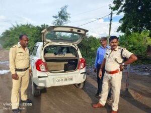 <em>शक्ति जिला पुलिस की खबरें एक साथ-- एसपी अहीरे ने जिले वासियों से कहा- अपने मकान को न छोड़े सुना, डभरा में पकड़ी गई शराब, तो वही शक्ति थाने में भी हुई पुलिस की शराब को लेकर कार्रवाई ,शक्ति जिला पुलिस अपराधों पर अंकुश लगाने सक्रिय</em>, सरपंच पति को किया पुलिस ने जेल दाखिल kshititech