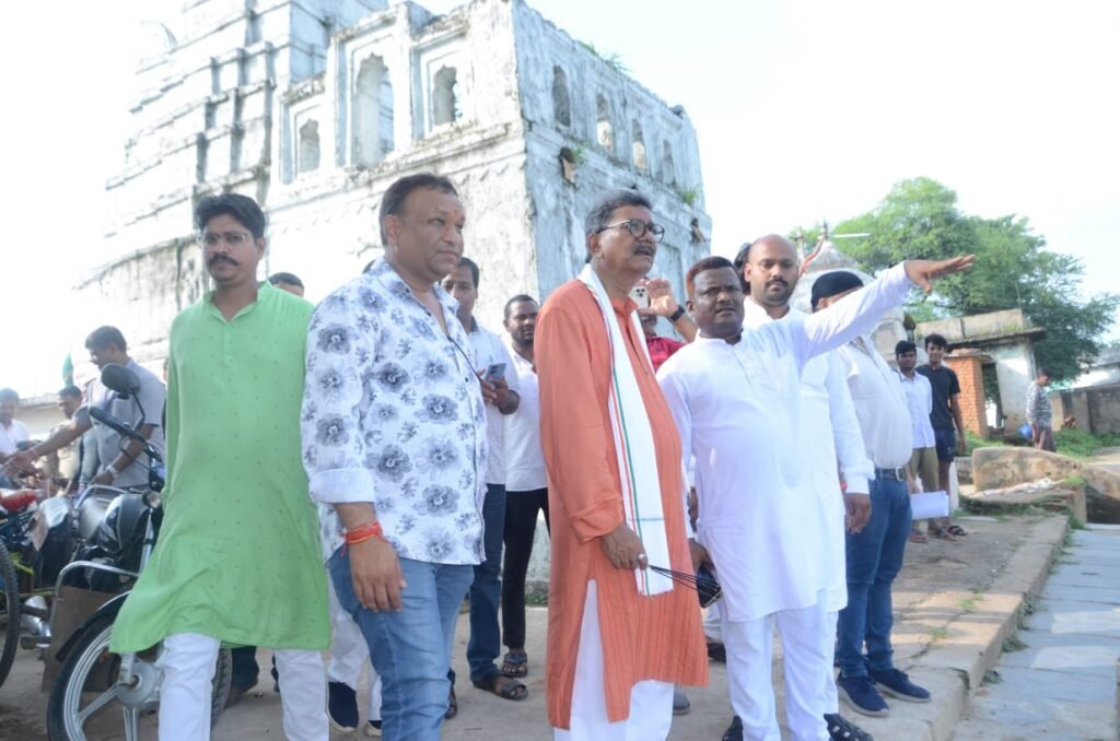 विकास के मामले में अग्रणी नगर पंचायत बाराद्वार--<em>नगर पंचायत बाराद्वार में विधानसभा अध्यक्ष महंत ने किया करोड़ों रुपए के निर्माण कार्यों का भूमि पूजन एवं लोकार्पण, जिला प्रतिनिधि गुलजार सिंह एवं नगर पंचायत अध्यक्ष रेशमा विजय सूर्यवंशी रहे मौजूद</em>, महंत ने कहा बाराद्वार शहर का और तेजी से होगा विकास विकास के मामले में अग्रणी नगर पंचायत बाराद्वार--<em>नगर पंचायत बाराद्वार में विधानसभा अध्यक्ष महंत ने किया करोड़ों रुपए के निर्माण कार्यों का भूमि पूजन एवं लोकार्पण, जिला प्रतिनिधि गुलजार सिंह एवं नगर पंचायत अध्यक्ष रेशमा विजय सूर्यवंशी रहे मौजूद</em>, महंत ने कहा बाराद्वार शहर का और तेजी से होगा विकास kshititech
