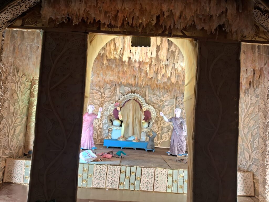 विघ्न विनायक जी की स्थापना-- <em>बाराद्वार शहर में 19 सितंबर से सार्वजनिक गणेश उत्सव समिति द्वारा की जाएगी विध्न विनायक जी की स्थापना, 37वें वर्ष के आयोजन में पंडाल को दिया जा रहा भव्य रूप, समिति के आशीष अग्रवाल एवं आशीष जिंदल ने दी जानकारी</em>, पूरे छत्तीसगढ़ में प्रसिद्ध है बाराद्वार का सार्वजनिक गणेश उत्सव विघ्न विनायक जी की स्थापना-- <em>बाराद्वार शहर में 19 सितंबर से सार्वजनिक गणेश उत्सव समिति द्वारा की जाएगी विध्न विनायक जी की स्थापना, 37वें वर्ष के आयोजन में पंडाल को दिया जा रहा भव्य रूप, समिति के आशीष अग्रवाल एवं आशीष जिंदल ने दी जानकारी</em>, पूरे छत्तीसगढ़ में प्रसिद्ध है बाराद्वार का सार्वजनिक गणेश उत्सव kshititech