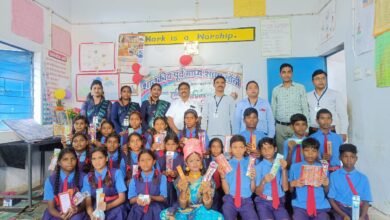 <em>विद्यार्थियों में स्वच्छता </em>की<em> अलख-- सोंठी के पूर्व माध्यमिक शाला में स्वच्छता पखवाड़े के अंतर्गत संपन्न हुई विभिन्न प्रतिस्पर्धाएं, सांस्कृतिक कार्यक्रम प्रभारी निशा गुप्ता चौधरी ने कहा-- बच्चों को स्वच्छता के प्रति जागरूक करना भी एक प्रमुख कार्य</em> kshititech