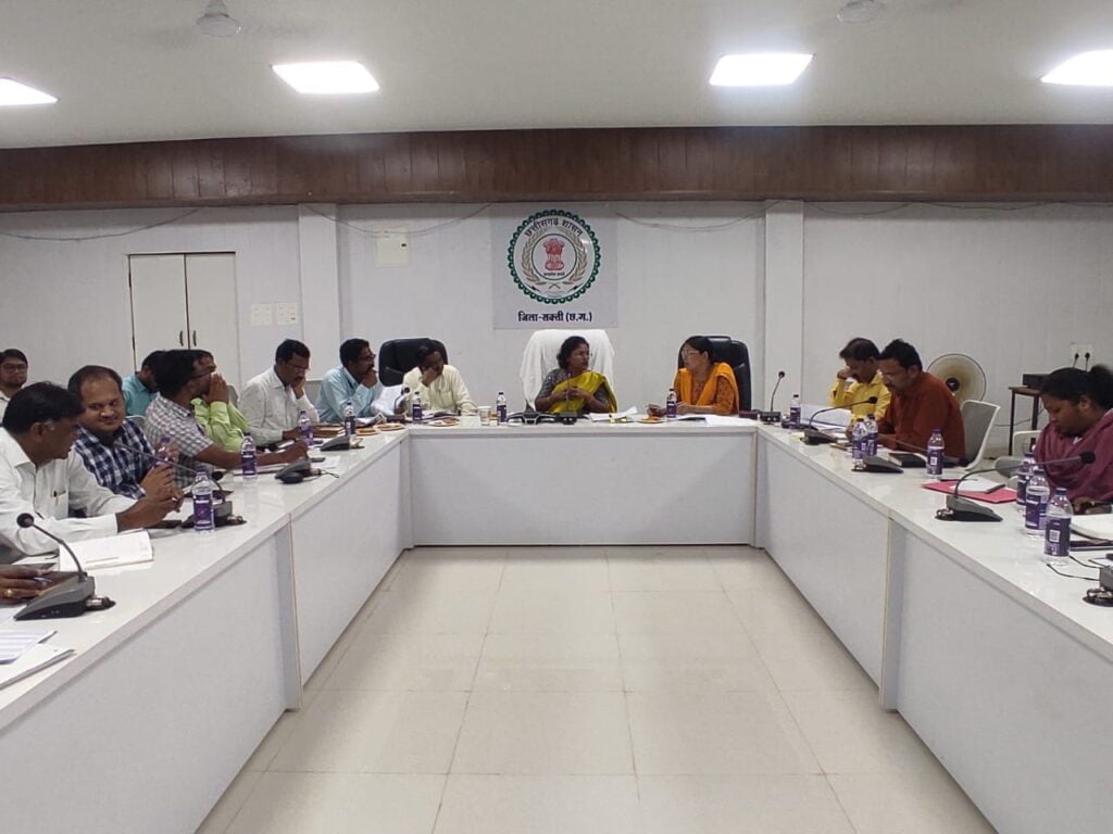 <em>IAS नूपुर राशि पन्ना ने ली टीएल मीटिंग, सरकारी विभागों के कार्यों के करी समीक्षा, विधानसभा निर्वाचन को लेकर दिए दिशा- निर्देश, विभाग प्रमुखों को कहा-- आपसी समन्वय बनाकर करें काम</em>, कलेक्टर ने एक-एक विभाग प्रमुखों से करी सरकारी योजनाओं की प्रगति पर चर्चा <em>IAS नूपुर राशि पन्ना ने ली टीएल मीटिंग, सरकारी विभागों के कार्यों के करी समीक्षा, विधानसभा निर्वाचन को लेकर दिए दिशा- निर्देश, विभाग प्रमुखों को कहा-- आपसी समन्वय बनाकर करें काम</em>, कलेक्टर ने एक-एक विभाग प्रमुखों से करी सरकारी योजनाओं की प्रगति पर चर्चा kshititech