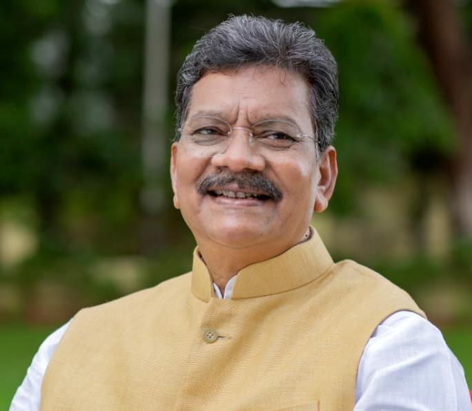 बड़ी खबर--<em>शक्ति का सरकारी कन्या महाविद्यालय 1 अक्टूबर से लगेगा सियान सदन में, विधानसभा अध्यक्ष महंत की पहल पर नगर पालिका अध्यक्ष एवम सीएमओ ने करी अस्थाई व्यवस्था, गर्ल्स कॉलेज परिसर में पानी भरने के कारण आ रही थी समस्याएं</em>, पुराने नगर पालिका कार्यालय भवन में बनाया गया है स्वर्गीय बिसाहू दास महंत सियान सदन बड़ी खबर--<em>शक्ति का सरकारी कन्या महाविद्यालय 1 अक्टूबर से लगेगा सियान सदन में, विधानसभा अध्यक्ष महंत की पहल पर नगर पालिका अध्यक्ष एवम सीएमओ ने करी अस्थाई व्यवस्था, गर्ल्स कॉलेज परिसर में पानी भरने के कारण आ रही थी समस्याएं</em>, पुराने नगर पालिका कार्यालय भवन में बनाया गया है स्वर्गीय बिसाहू दास महंत सियान सदन kshititech