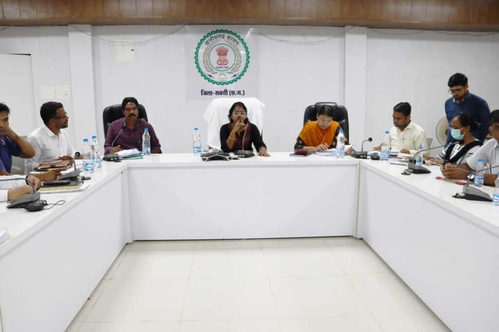 <em>चुनाव करवाने शक्ति जिले में प्रशासनिक टीम तैयार, इंतजार सिर्फ आचार संहिता का, कलेक्टर नूपुर के नेतृत्व में प्रदेश में सरकारी कामों के संचालन में अग्रणी स्थान पर है शक्ति जिला, जिले में गठन पश्चात पहली बार होगी चुनाव संबंधी समस्त प्रक्रियाएं</em>, चुनावी तैयारी में प्रशासन आगे,राजनैतिक दल हो गए हैं पीछे <em>चुनाव करवाने शक्ति जिले में प्रशासनिक टीम तैयार, इंतजार सिर्फ आचार संहिता का, कलेक्टर नूपुर के नेतृत्व में प्रदेश में सरकारी कामों के संचालन में अग्रणी स्थान पर है शक्ति जिला, जिले में गठन पश्चात पहली बार होगी चुनाव संबंधी समस्त प्रक्रियाएं</em>, चुनावी तैयारी में प्रशासन आगे,राजनैतिक दल हो गए हैं पीछे kshititech