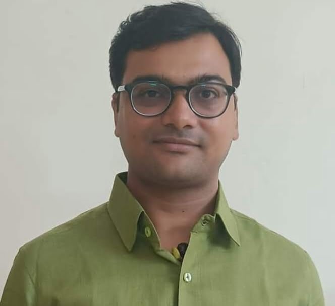 <em>PSC में बाराद्वार का गौरव--पूर्व नगर पंचायत उपाध्यक्ष अशोक कलानोरिया के होनहार सुपुत्र सर्वेश्वर गर्ग ने पीएससी के साक्षात्कार में की सफलता अर्जित, 32 वा रैंक हासिल किया सर्वेश्वर ने, </em>छत्तीसगढ़ शासन राज्य वित्त विभाग के <em>असिस्टेंट डायरेक्टर के पद पर होंगे सुशोभित</em> kshititech