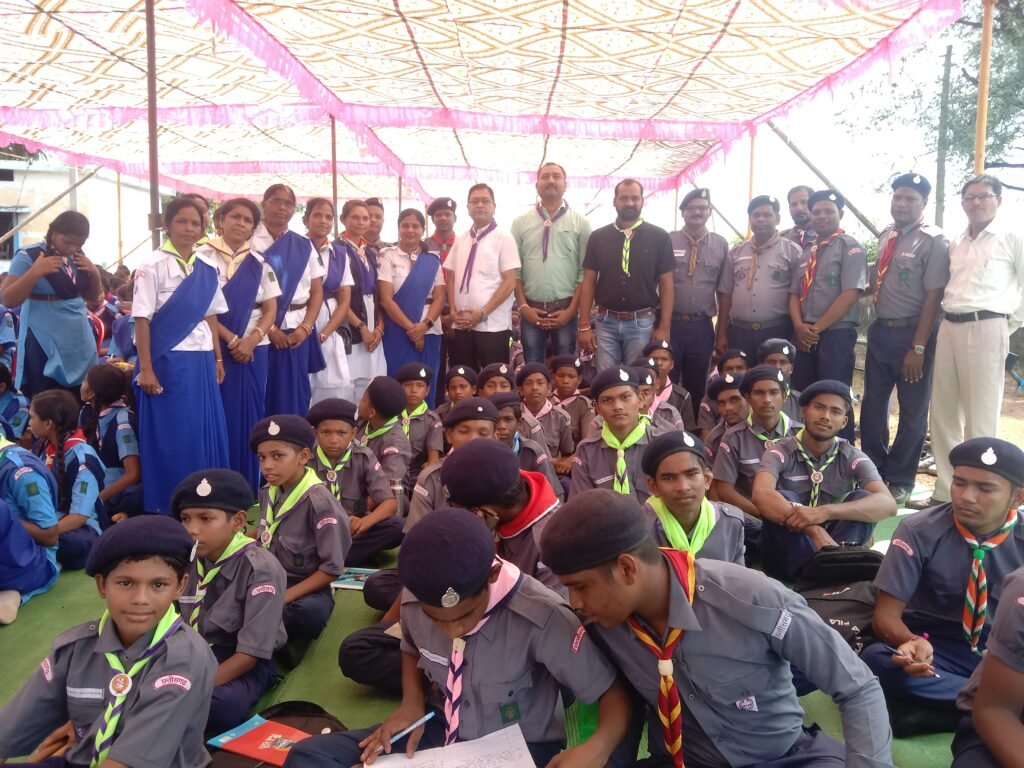 <em>जिला स्तरीय तृतीय सोपान शिविर- स्काउट हमें देता है अनुशासन की सीख-- श्यामसुंदर अग्रवाल अध्यक्ष भारत स्काउट गाइड जिला संघ शक्ति, शक्ति विकासखंड के आमापाली के शिविर में बतौर मुख्य अतिथि पहुंचे श्यामसुंदर अग्रवाल, जिला मुख्य आयुक्त तनवीर कुरेशी ने कहा- शक्ति की स्काउट गतिविधियां प्रदेश में अग्रणी स्थान पर</em> <em>जिला स्तरीय तृतीय सोपान शिविर- स्काउट हमें देता है अनुशासन की सीख-- श्यामसुंदर अग्रवाल अध्यक्ष भारत स्काउट गाइड जिला संघ शक्ति, शक्ति विकासखंड के आमापाली के शिविर में बतौर मुख्य अतिथि पहुंचे श्यामसुंदर अग्रवाल, जिला मुख्य आयुक्त तनवीर कुरेशी ने कहा- शक्ति की स्काउट गतिविधियां प्रदेश में अग्रणी स्थान पर</em> kshititech