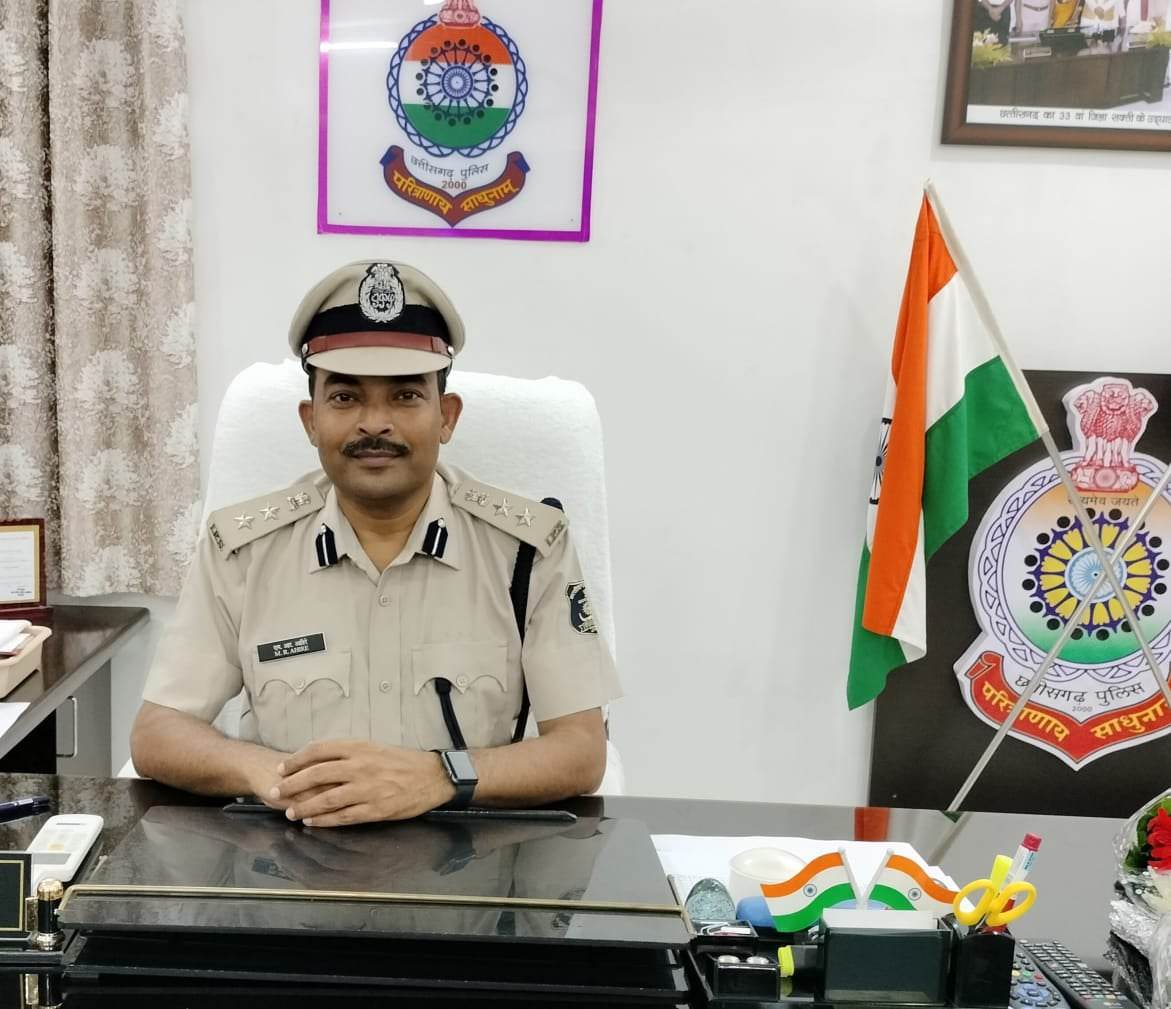 <em>शक्ति जिले के पुलिस महकमे में में हुए थोक में तबादले, उप निरीक्षक, सहायक उप निरीक्षक, प्रधान आरक्षक, आरक्षकों के प्रभार में हुआ फेरबदल, आईपीएस अहिरे ने जारी किये 8 सितंबर को तबादले आदेश, एसपी ने कहा पुलिस विभाग में आएगी और कसावट</em> <em>शक्ति जिले के पुलिस महकमे में में हुए थोक में तबादले, उप निरीक्षक, सहायक उप निरीक्षक, प्रधान आरक्षक, आरक्षकों के प्रभार में हुआ फेरबदल, आईपीएस अहिरे ने जारी किये 8 सितंबर को तबादले आदेश, एसपी ने कहा पुलिस विभाग में आएगी और कसावट</em> kshititech