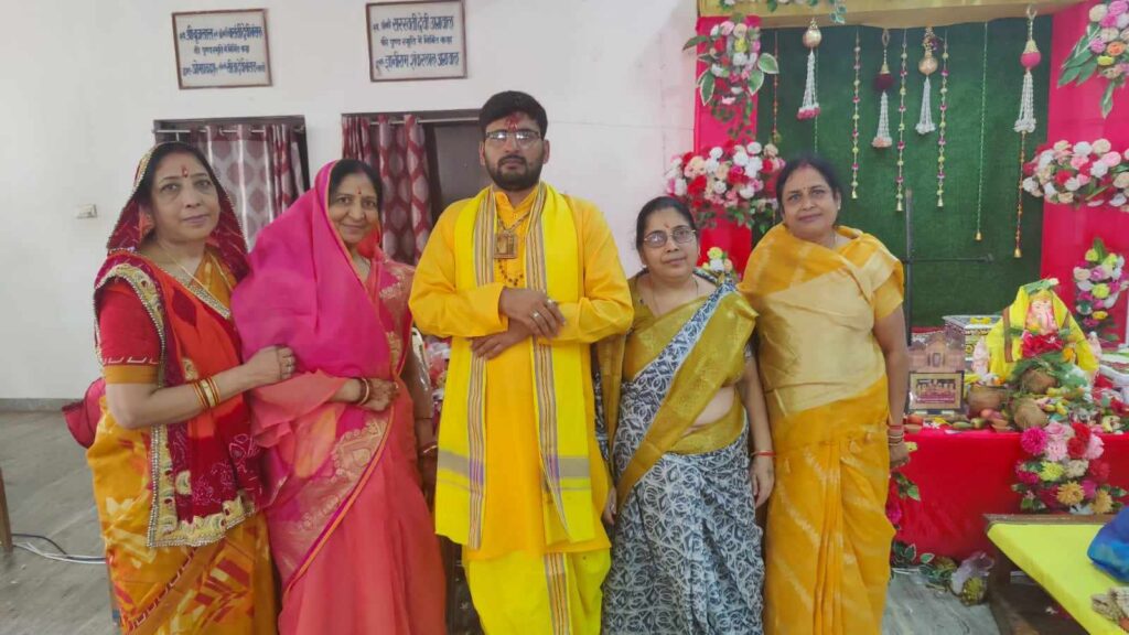 <em>शक्ति के श्री राधाकृष्ण मंदिर में हुआ तीन दिवसीय ऋषि पंचमी उद्यापन कार्यक्रम, 51 जोड़ों ने करी पूजा- अर्चना, 21 सितंबर को दोपहर हुआ भंडारा प्रसाद का आयोजन</em>, शहर में पहली बार हुए आयोजन को लेकर दिखा उत्साह, प्रदेश के अन्य जिलों से भी लोग पहुंचे उद्यापन कार्यक्रम में <em>शक्ति के श्री राधाकृष्ण मंदिर में हुआ तीन दिवसीय ऋषि पंचमी उद्यापन कार्यक्रम, 51 जोड़ों ने करी पूजा- अर्चना, 21 सितंबर को दोपहर हुआ भंडारा प्रसाद का आयोजन</em>, शहर में पहली बार हुए आयोजन को लेकर दिखा उत्साह, प्रदेश के अन्य जिलों से भी लोग पहुंचे उद्यापन कार्यक्रम में kshititech