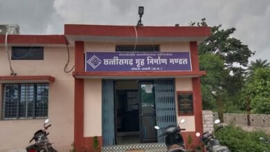 सक्ति के <em>गृह निर्माण मंडल </em>संभागीय कार्यालय <em>के अधिकारियों की कार्यशैली की आज होगी डभरा में सीएम से शिकायत, अधिकारियों को नहीं सरोकार जनता की योजनाएं बनाने से, लंबे कमिशन से विभाग के ठेकेदार भी परेशान, अधिकारियों की चल रही मनमानी</em>, कार्यपालन अभियंता नियमित रूप से नहीं रहते मुख्यालय में उपस्थित, आज पर्यंत तक गरीबों के लिए एक भी आवास योजना को नहीं मिल पाई गति kshititech