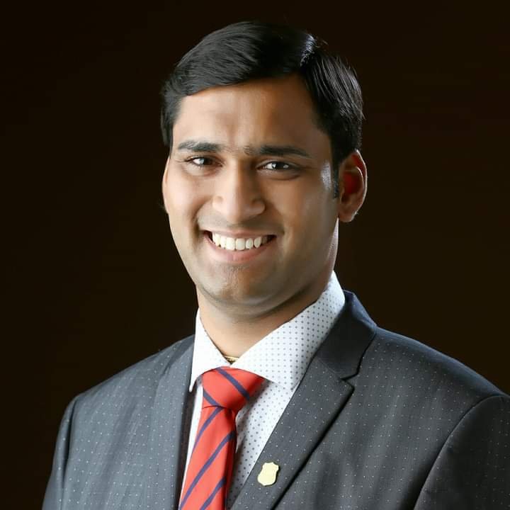 <em>छत्तीसगढ़ के प्रतिष्ठित बीमा एवं निवेश सलाहकार राहुल अग्रवाल की विशेष भेंटवार्ता-- राहुल ने कहा- बीमा आम नागरिकों की सुरक्षा के लिए है बहुत जरूरी,अवश्य करवाये बीमा, अग्रवाल इंश्योरेंस एंड कंसल्टेंसी के संचालक हैं राहुल देश- प्रदेश में विभिन्न बीमा से जुड़े बड़े सेमिनारों को संबोधित भी करते हैं राहुल</em> kshititech