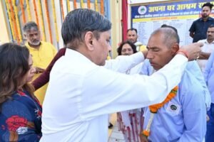 <em>पीडि़त मानव की सेवा का सबसे बड़ा केंद्र-- छत्तीसगढ़ की राजधानी रायपुर में स्थापित अपना घर आश्रम पीड़ित मानव सेवा का पावन तीर्थ,जीव सेवा ही शिव सेवा की तर्ज पर सदस्य जुटे हैं सेवा कार्यों में,हेल्पलाइन नंबर- 7620858623/ 8517808888, शकुंतला गोपाल फाउंडेशन द्वारा 30 मार्च 2023 को रायपुर में हुआ है जन सेवा में लोकार्पित</em> kshititech