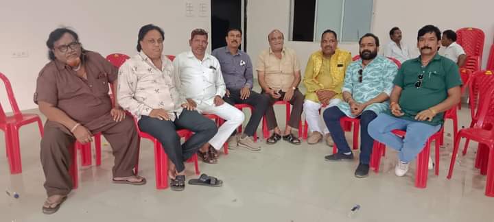 <em>जिला कांग्रेस कमेटी शक्ति की बैठक में शामिल हुए प्रदेश सचिव घनश्याम पांडेय एवं कांग्रेस नेता मनोज जायसवाल,मनोज ने कहा-- 23 अक्टूबर को नामांकन दाखिल करेंगे शक्ति के कांग्रेस प्रत्याशी डॉक्टर चरणदास महंत</em> <em>जिला कांग्रेस कमेटी शक्ति की बैठक में शामिल हुए प्रदेश सचिव घनश्याम पांडेय एवं कांग्रेस नेता मनोज जायसवाल,मनोज ने कहा-- 23 अक्टूबर को नामांकन दाखिल करेंगे शक्ति के कांग्रेस प्रत्याशी डॉक्टर चरणदास महंत</em> kshititech