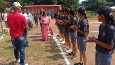 <em>महिलाओं की अंतर महाविद्यालयिन वॉलीबॉल प्रतियोगिता का 8 अक्टूबर को किया जेएलएनडी कॉलेज ने आयोजन, चार कॉलेजों के पहुंचे खिलाड़ी, प्राचार्य डॉक्टर शालू पाहवा ने किया उद्घाटन, क्रीड़ा अधिकारी नारायण उपाध्याय के नेतृत्व में हुई प्रतियोगिताएं</em> kshititech