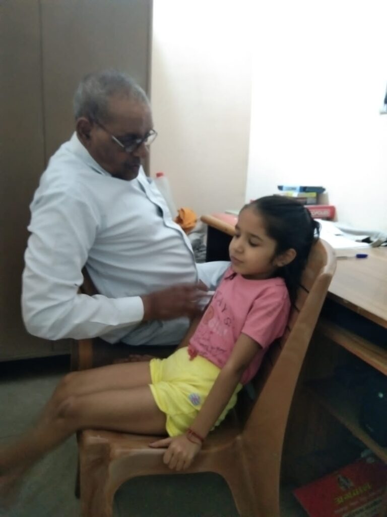 <em>रायपुर के समता कॉलोनी में तोतले बच्चों के चार दिवसीय निशुल्क शिविर का हुआ समापन, सत्यनारायण मित्तल ने दी अपनी सेवाएं</em>, शिविर में आए बच्चों के अभिभावकों ने कहा- हमें उम्मीद नहीं थी हमारे बच्चे को मिलेगी इतनी राहत, सभी ने किया सत्यनारायण मित्तल का आभार व्यक्त <em>रायपुर के समता कॉलोनी में तोतले बच्चों के चार दिवसीय निशुल्क शिविर का हुआ समापन, सत्यनारायण मित्तल ने दी अपनी सेवाएं</em>, शिविर में आए बच्चों के अभिभावकों ने कहा- हमें उम्मीद नहीं थी हमारे बच्चे को मिलेगी इतनी राहत, सभी ने किया सत्यनारायण मित्तल का आभार व्यक्त kshititech
