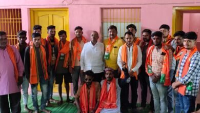 <em>जैजैपुर विधानसभा में राजनीतिक उठा पटक जोरों से-- कृष्णकांत चंद्रा के पक्ष में सैकड़ो बसपाई हो गए भाजपाई, पूर्व प्रदेश महामंत्री गिरधर गुप्ता की मौजूदगी में किया भाजपा प्रवेश</em>, बसपा के गढ़ में सेंधमारी के लिए भाजपा सजग kshititech