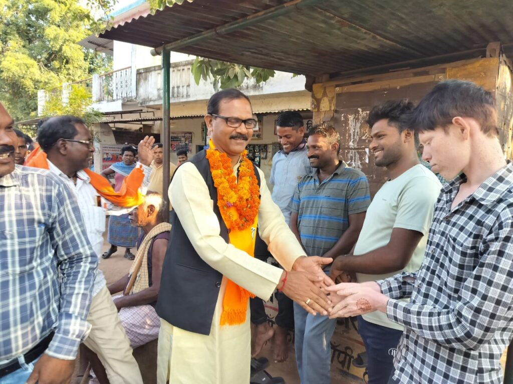 <em>सघन दौरा चल रहा कृष्णकांत का-- 15 सालो में जितना काम जैजैपुर में हुआ है, भाजपा की सरकार बनते ही मैं आगामी 5 सालो में ही उससे भी ज्यादा करूंगा काम - कृष्णकांत चंद्रा, क्षेत्र में कृष्णकांत की स्थिति मजबूत</em>,जैजैपुर में होगा बदलाव <em>सघन दौरा चल रहा कृष्णकांत का-- 15 सालो में जितना काम जैजैपुर में हुआ है, भाजपा की सरकार बनते ही मैं आगामी 5 सालो में ही उससे भी ज्यादा करूंगा काम - कृष्णकांत चंद्रा, क्षेत्र में कृष्णकांत की स्थिति मजबूत</em>,जैजैपुर में होगा बदलाव kshititech