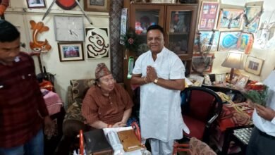 <em>पूर्व मंत्री राजा साहब के जन्मदिन पर दिग्गजों एवं संस्था प्रमुखों ने दी महल पहुंचकर बधाई, आगंतुको के सम्मान में हुआ प्रीतिभोज का आयोजन, राजा साहब ने कहा- छत्तीसगढ़ में जैसा शासन चलना चाहिए वैसा कुछ नहीं</em>, राजा साहब ने कहा-- सभी विभागों में भ्रष्टाचार का खेल चरम सीमा पर, पैसे लेकर सरकारी नौकरियों में हो रही जमकर भर्ती kshititech