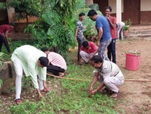 <em>शक्ति के सरस्वती शिशु मंदिर में आर्ट ऑफ लिविंग परिवार का संपन्न हुआ पांच दिवसीय हैप्पीनेस प्रोग्राम, सदस्यों ने स्वच्छता के साथ-साथ राष्ट्रीय विषयों पर भी दिया अपना योगदान</em>, सदस्यों ने चलाया विद्यालय परिसर में वृक्षारोपण तथा साफ सफाई अभियान, हैप्पीनेस प्रोग्राम जीवन में भरता है नई ऊर्जा का संचार <em>शक्ति के सरस्वती शिशु मंदिर में आर्ट ऑफ लिविंग परिवार का संपन्न हुआ पांच दिवसीय हैप्पीनेस प्रोग्राम, सदस्यों ने स्वच्छता के साथ-साथ राष्ट्रीय विषयों पर भी दिया अपना योगदान</em>, सदस्यों ने चलाया विद्यालय परिसर में वृक्षारोपण तथा साफ सफाई अभियान, हैप्पीनेस प्रोग्राम जीवन में भरता है नई ऊर्जा का संचार kshititech