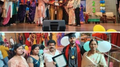 <em>मंडी अध्यक्ष रूपनारायण साहू के सुपुत्र डॉक्टर महेश्वर साहू को मिली एमबीबीएस की डिग्री, 4 अक्टूबर को राजनंदगांव मेडिकल कॉलेज से गौरव प्राप्त हुआ महेश्वर को, क्षेत्र वासियों ने दी बधाई</em>, रूपनारायण साहू ने कहा- बेटे को मिली यह सफलता साहू परिवार के लिए गौरव का विषय, बेटा डॉक्टर महेश्वर करेगा चिकित्सा के क्षेत्र में सेवा <em>मंडी अध्यक्ष रूपनारायण साहू के सुपुत्र डॉक्टर महेश्वर साहू को मिली एमबीबीएस की डिग्री, 4 अक्टूबर को राजनंदगांव मेडिकल कॉलेज से गौरव प्राप्त हुआ महेश्वर को, क्षेत्र वासियों ने दी बधाई</em>, रूपनारायण साहू ने कहा- बेटे को मिली यह सफलता साहू परिवार के लिए गौरव का विषय, बेटा डॉक्टर महेश्वर करेगा चिकित्सा के क्षेत्र में सेवा kshititech