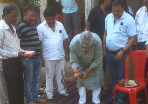 <em>लवसरा को मिलेगा साफ पानी--2 करोड़ की लागत से 50 के एल उच्च स्तरीय पानी टंकी का होगा निर्माण-- विधानसभा अध्यक्ष महंत की स्वीकृति से ठाकुर गुलजार सिंह ने किया लवसरा में भूमिपूजन, ग्रामीणों को मिलेगा पानी, गुलजार ने कहा महंत जी ने करी है गांव के लोगों की चिंता, मंडी अध्यक्ष रूपनारायण एवं प्रेस क्लब अध्यक्ष सुनील जिंदल भी रहे मौ</em>जूद <em>लवसरा को मिलेगा साफ पानी--2 करोड़ की लागत से 50 के एल उच्च स्तरीय पानी टंकी का होगा निर्माण-- विधानसभा अध्यक्ष महंत की स्वीकृति से ठाकुर गुलजार सिंह ने किया लवसरा में भूमिपूजन, ग्रामीणों को मिलेगा पानी, गुलजार ने कहा महंत जी ने करी है गांव के लोगों की चिंता, मंडी अध्यक्ष रूपनारायण एवं प्रेस क्लब अध्यक्ष सुनील जिंदल भी रहे मौ</em>जूद kshititech