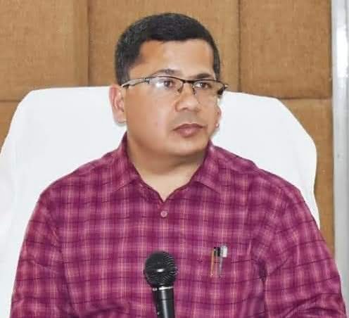 IAS-IPS पर चुनावी डंडा-- <em>रायगढ़ एवं बिलासपुर कलेक्टर को चुनाव आयोग ने हटाया, 11 अक्टूबर को भारत निर्वाचन आयोग ने जारी किए आदेश, कलेक्टर सहित छत्तीसगढ़ के SP एवं एडिशनल एसपी पर भी निर्वाचन आयोग की कार्रवाई</em> kshititech