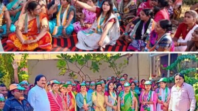 सफेद महल की बहु रानी दिव्या भी उतरी महंत के प्रचार में--<em>कांग्रेस के प्रति महिला मतदाताओं में दिख रहा भारी उत्साह-- नगर पालिका क्षेत्र शक्ति में 29 अक्टूबर को महिला कांग्रेस नेत्रियों ने किया संपर्क अभियान</em>, बघेल सरकार की योजनाओं को लेकर मतदाता फिर से चुनेंगे कांग्रेस की सरकार kshititech