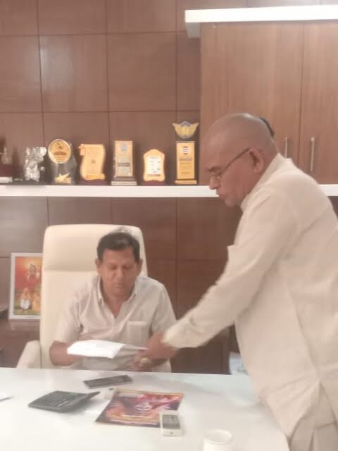 <em>जैजैपुर में कांग्रेस के बागी बिगाड़ेंगे समीकरण,टेकलाल चंद्रा ने दिया कांग्रेस से इस्तीफा, लड़ सकते हैं निर्दलीय चुनाव, बसपा प्रत्याशी केशव चंद्रा की स्थिति हो रही दिन- प्रतिदिन मजबूत, भाजपा- कांग्रेस अंतरकलह से जूझ रही, जिलाअध्यक्ष रहते हुए डॉ. कैलाश साहू को भी देखनी पड़ी थी पराजय, अब क्या होगा कृष्णकांत का, चंद्रपुर विधानसभा से भाजपा से बगावत कर एक बार चुनाव भी लड़ा था कृष्णकांत चंद्रा ने</em> <em>जैजैपुर में कांग्रेस के बागी बिगाड़ेंगे समीकरण,टेकलाल चंद्रा ने दिया कांग्रेस से इस्तीफा, लड़ सकते हैं निर्दलीय चुनाव, बसपा प्रत्याशी केशव चंद्रा की स्थिति हो रही दिन- प्रतिदिन मजबूत, भाजपा- कांग्रेस अंतरकलह से जूझ रही, जिलाअध्यक्ष रहते हुए डॉ. कैलाश साहू को भी देखनी पड़ी थी पराजय, अब क्या होगा कृष्णकांत का, चंद्रपुर विधानसभा से भाजपा से बगावत कर एक बार चुनाव भी लड़ा था कृष्णकांत चंद्रा ने</em> kshititech