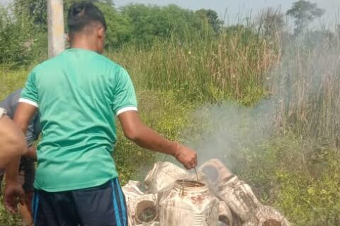 <em>चुनावी मौसम में पुलिस ने करी शराब जब्त, आचार संहिता लगने के बाद पुलिस की सख्ती, मतदाताओं को लुभाने भी होता है शराब का वितरण, राजनीतिक दालों के लिए होगी मुश्किलें</em> <em>चुनावी मौसम में पुलिस ने करी शराब जब्त, आचार संहिता लगने के बाद पुलिस की सख्ती, मतदाताओं को लुभाने भी होता है शराब का वितरण, राजनीतिक दालों के लिए होगी मुश्किलें</em> kshititech