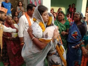 <em>चंद्रपुर की बदलेगी तस्वीर-- 9 नवंबर को संयोगिता सिंह को जिताने भारत के गृहमंत्री अमित शाह लेंगे डभरा में बड़ी जनसभा, अमित शाह की सभा को लेकर भाजपा जुटी तैयारीयो में, संयोगिता सिंह का चल रहा धुआंधार प्रचार, चंद्रपुर की बदल जाएगी इस बार तस्वीर</em>, बहु रानी को मिल रहा क्षेत्र वासियों का भरपूर समर्थन kshititech