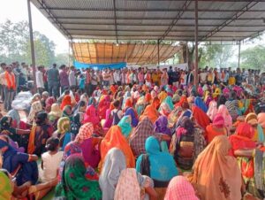 <em>संयोगिता को सुनने और उनसे मिलने आतुर चंद्रपुर क्षेत्र की जनता-- 17 नवंबर को बदलेगा चंद्रपुर का इतिहास, संयोगिता के दौरे से महिलाओं में भी उत्साह, बेटी की तरह मिल रहा संयोगिता को आशीर्वाद, संयोगिता ने कहा-- महल छोड़कर आपकी सेवा के लिए हूं तैयार</em>, महलों का राज पाठ छोड़कर संयोगिता की जनता के प्रति जवाब देही बढ़ा रही उनकी लोकप्रियता <em>संयोगिता को सुनने और उनसे मिलने आतुर चंद्रपुर क्षेत्र की जनता-- 17 नवंबर को बदलेगा चंद्रपुर का इतिहास, संयोगिता के दौरे से महिलाओं में भी उत्साह, बेटी की तरह मिल रहा संयोगिता को आशीर्वाद, संयोगिता ने कहा-- महल छोड़कर आपकी सेवा के लिए हूं तैयार</em>, महलों का राज पाठ छोड़कर संयोगिता की जनता के प्रति जवाब देही बढ़ा रही उनकी लोकप्रियता kshititech