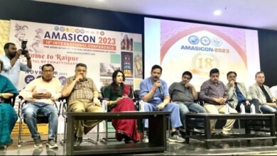 <em>कल से रायपुर में जुटेंगे देश-विदेश के प्रतिष्ठित चिकित्सक, चार दिवसीय कांफ्रेंस को भव्य बनाने की तैयारीया, विध अमासीकॉन 2023: मध्यभारत की सबसे बड़ी इंटरनेशनल कांफ्रेंस रायपुर में, देश-विदेश के 1600 डॉक्टर होंगे शामिल,2 से 5 नवंबर तक आयोजित होगी कांफ्रेंस,छत्तीसगढ़ के 350 से अधिक सर्जन जानेंगे सर्जरी की नई तकनीक,कांफ्रेंस में शामिल होंगे 100 से ज्यादा विदेशी डॉक्टर, छत्तीसगढ़ सर्जन संगठन एवं श्री बालाजी इंस्टिट्यूट ऑफ़ मेडिकल साइंस रायपुर के संयुक्त तत्वाधान में होगा आयोजन</em> kshititech