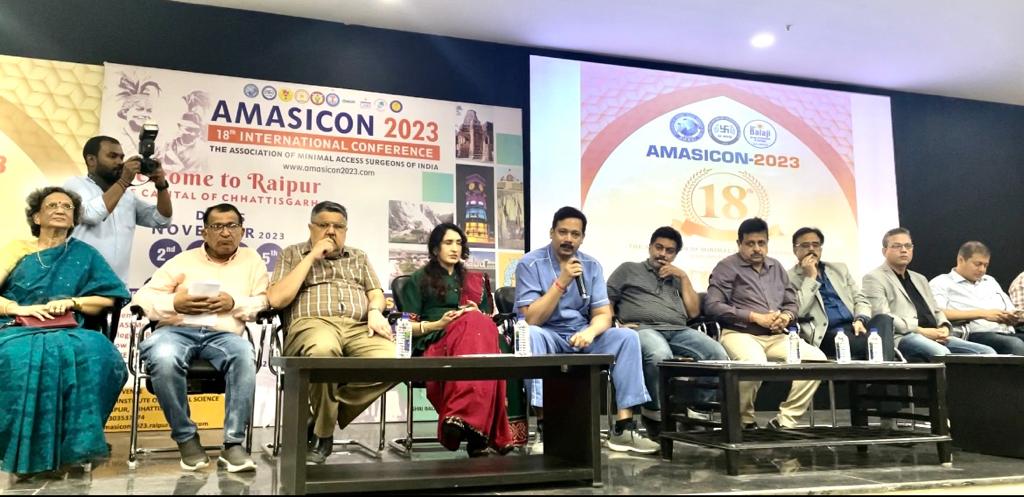 <em>कल से रायपुर में जुटेंगे देश-विदेश के प्रतिष्ठित चिकित्सक, चार दिवसीय कांफ्रेंस को भव्य बनाने की तैयारीया, विध अमासीकॉन 2023: मध्यभारत की सबसे बड़ी इंटरनेशनल कांफ्रेंस रायपुर में, देश-विदेश के 1600 डॉक्टर होंगे शामिल,2 से 5 नवंबर तक आयोजित होगी कांफ्रेंस,छत्तीसगढ़ के 350 से अधिक सर्जन जानेंगे सर्जरी की नई तकनीक,कांफ्रेंस में शामिल होंगे 100 से ज्यादा विदेशी डॉक्टर, छत्तीसगढ़ सर्जन संगठन एवं श्री बालाजी इंस्टिट्यूट ऑफ़ मेडिकल साइंस रायपुर के संयुक्त तत्वाधान में होगा आयोजन</em> <em>कल से रायपुर में जुटेंगे देश-विदेश के प्रतिष्ठित चिकित्सक, चार दिवसीय कांफ्रेंस को भव्य बनाने की तैयारीया, विध अमासीकॉन 2023: मध्यभारत की सबसे बड़ी इंटरनेशनल कांफ्रेंस रायपुर में, देश-विदेश के 1600 डॉक्टर होंगे शामिल,2 से 5 नवंबर तक आयोजित होगी कांफ्रेंस,छत्तीसगढ़ के 350 से अधिक सर्जन जानेंगे सर्जरी की नई तकनीक,कांफ्रेंस में शामिल होंगे 100 से ज्यादा विदेशी डॉक्टर, छत्तीसगढ़ सर्जन संगठन एवं श्री बालाजी इंस्टिट्यूट ऑफ़ मेडिकल साइंस रायपुर के संयुक्त तत्वाधान में होगा आयोजन</em> kshititech