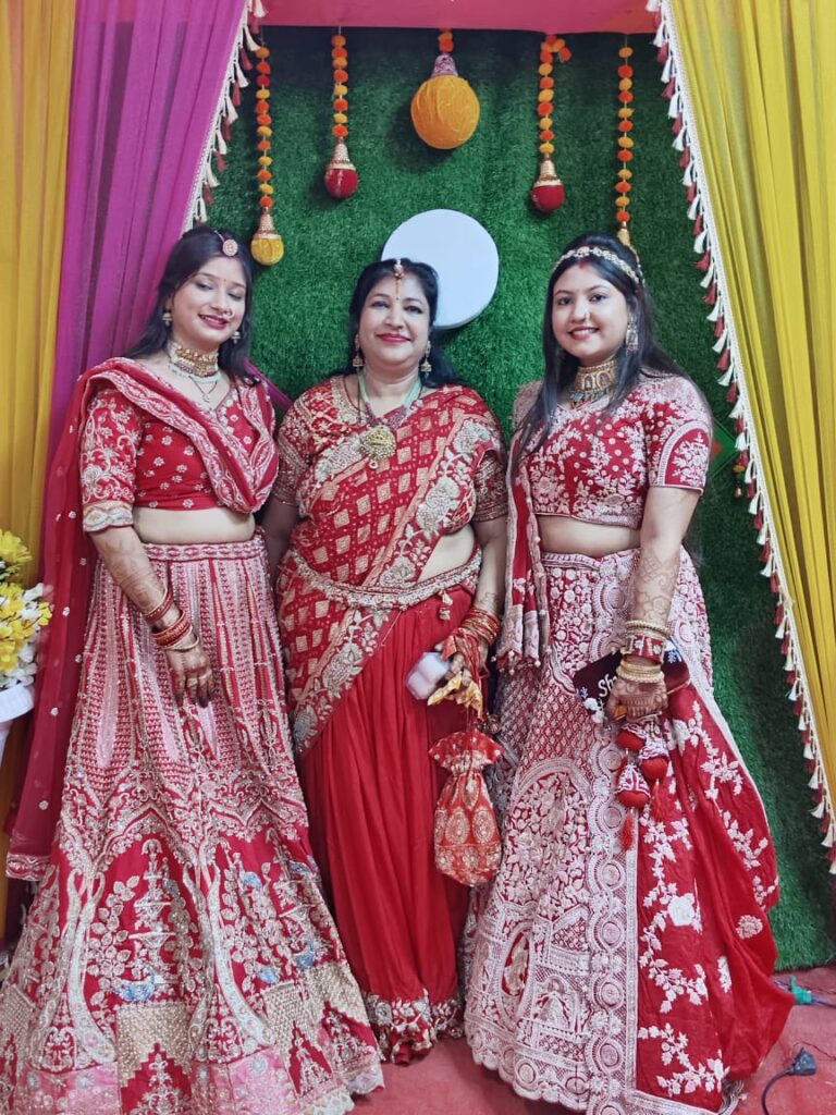 <em>अखिल भारतीय मारवाड़ी महिला सम्मेलन शक्ति ने किया करवा चौथ पर्व पर कार्यक्रम का आयोजन, अध्यक्ष श्रीमती अरुणा अग्रवाल के नेतृत्व में हुआ कार्यक्रम, राज्य स्थापना दिवस की भी अध्यक्ष अरुणा ने दी बधाई तथा शत-प्रतिशत मतदान का भी करवाया गया संकल्प</em> <em>अखिल भारतीय मारवाड़ी महिला सम्मेलन शक्ति ने किया करवा चौथ पर्व पर कार्यक्रम का आयोजन, अध्यक्ष श्रीमती अरुणा अग्रवाल के नेतृत्व में हुआ कार्यक्रम, राज्य स्थापना दिवस की भी अध्यक्ष अरुणा ने दी बधाई तथा शत-प्रतिशत मतदान का भी करवाया गया संकल्प</em> kshititech