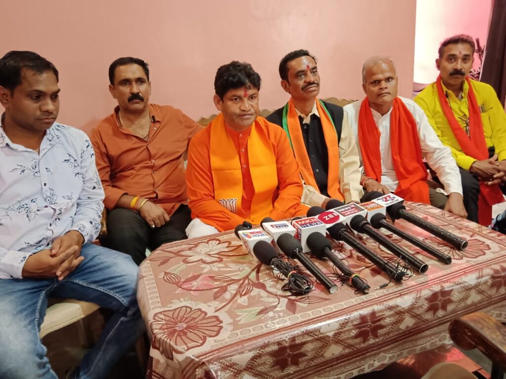 <em>दिवाली से पहले भाजपा का बंपर धमाका-- भाजपा प्रत्याशी डॉक्टर खिलावन साहू ने कहा-- भाजपा के घोषणा पत्र ने कांग्रेस को किया चित,कांग्रेस की हार तय,भाजपा का घोषणा पत्र मोदी गारंटी, घोषणा पत्र से शक्ति विधानसभा के भाजपाइयों में देखी गई प्रसन्नता, चुनाव संचालक रामावतार ने कहा-- भाजपा का घोषणा पत्र 23 की जीत का करेगा मार्ग तय, भाजपा प्रत्याशी कृष्णकांत चंद्रा एवं संयोगिता सिंह ने भी कहा कि भाजपा जो कहती है वह करके दिखाती है</em> <em>दिवाली से पहले भाजपा का बंपर धमाका-- भाजपा प्रत्याशी डॉक्टर खिलावन साहू ने कहा-- भाजपा के घोषणा पत्र ने कांग्रेस को किया चित,कांग्रेस की हार तय,भाजपा का घोषणा पत्र मोदी गारंटी, घोषणा पत्र से शक्ति विधानसभा के भाजपाइयों में देखी गई प्रसन्नता, चुनाव संचालक रामावतार ने कहा-- भाजपा का घोषणा पत्र 23 की जीत का करेगा मार्ग तय, भाजपा प्रत्याशी कृष्णकांत चंद्रा एवं संयोगिता सिंह ने भी कहा कि भाजपा जो कहती है वह करके दिखाती है</em> kshititech