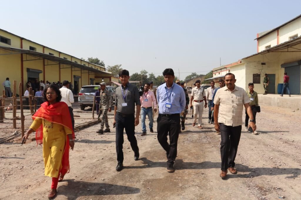 शक्ति जिले की प्रशासनिक खबरें एक साथ-- <em>इलेक्शन ऑफिसर्स ने किया ईवीएम मशीनों की कमिश्निंग कार्य का निरीक्षण-- मतदान समाप्ति के 48 घंटे पूर्व से बंद रहेगी सरकारी शराब की दुकाने, एग्जिट पोल पर भी 7 से 30 नवंबर तक लगी रहेगी रोक</em>, कलेक्टर नूपुर के नेतृत्व में चुनाव संपन्न कराने चाक-चौबंद व्यवस्था शक्ति जिले की प्रशासनिक खबरें एक साथ-- <em>इलेक्शन ऑफिसर्स ने किया ईवीएम मशीनों की कमिश्निंग कार्य का निरीक्षण-- मतदान समाप्ति के 48 घंटे पूर्व से बंद रहेगी सरकारी शराब की दुकाने, एग्जिट पोल पर भी 7 से 30 नवंबर तक लगी रहेगी रोक</em>, कलेक्टर नूपुर के नेतृत्व में चुनाव संपन्न कराने चाक-चौबंद व्यवस्था kshititech