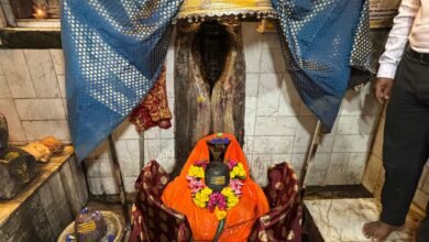 <em>दीपावली पर्व पर तुर्रीधाम के शिव मंदिर में महाकाल के भक्तों ने करी दीपों की रोशनी, आकाश में पटाखे छोड़कर लगाएं बोल बम की जयकारे, 26 नवंबर को होगा तुर्रीधाम में भव्य दीपावली पर्व का आयोजन</em> kshititech