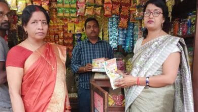 <em>गीता- रामकुमार की सक्रियता-- संयोगिता के लिए घर-घर जाकर संपर्क कर रहे गबेल दंपति डोंगिया सुलौनी वाले, रामकुमार गबेल एवं गीता गबेल जुटे भाजपा प्रत्याशी के पक्ष में, गीता गबेल के प्रचार अंदाज से ग्रामीणों में उत्साह, गीता ने कहा- क्षेत्र की जनता सहयोगिता सिंह को करेगी अपना समर्थन</em> kshititech