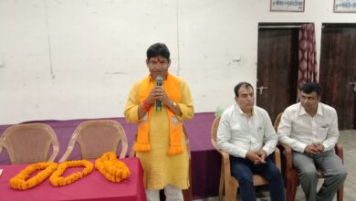 <em>व्यापारियों ने ली शक्ति में शत प्रतिशत मतदान की शपथ, चेंबर के कार्यक्रम में पहुंचे भाजपा प्रत्याशी खिलावन ने कहा- प्रदेश के विकास के लिए दें बीजेपी को वोट,चैंबर महामंत्री अजय भसीन ने कहा- व्यापारियों के हित में काम करने वाले राजनीतिक पार्टियों को ही करें अपना समर्थन, चेंबर उपाध्यक्ष शंकरलाल अग्रवाल ने किया था कार्यक्रम का आयोजन</em> <em>व्यापारियों ने ली शक्ति में शत प्रतिशत मतदान की शपथ, चेंबर के कार्यक्रम में पहुंचे भाजपा प्रत्याशी खिलावन ने कहा- प्रदेश के विकास के लिए दें बीजेपी को वोट,चैंबर महामंत्री अजय भसीन ने कहा- व्यापारियों के हित में काम करने वाले राजनीतिक पार्टियों को ही करें अपना समर्थन, चेंबर उपाध्यक्ष शंकरलाल अग्रवाल ने किया था कार्यक्रम का आयोजन</em> kshititech