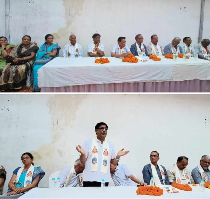 गोवर्धन पूजा पर अन्नकूट पर्व का आयोजन-- <em>अग्रवाल समाज जातिगत बंधन से मुक्त होकर अब सिर्फ हिंदू कहलाने में गर्व महसूस करता है,अघरिया, साहू,कोलता,आदिवासी समाज कालांतर से ही अग्रवालों के अन्य सहयोगी और पूज्यनीय--डॉ अशोक अग्रवाल</em> गोवर्धन पूजा पर अन्नकूट पर्व का आयोजन-- <em>अग्रवाल समाज जातिगत बंधन से मुक्त होकर अब सिर्फ हिंदू कहलाने में गर्व महसूस करता है,अघरिया, साहू,कोलता,आदिवासी समाज कालांतर से ही अग्रवालों के अन्य सहयोगी और पूज्यनीय--डॉ अशोक अग्रवाल</em> kshititech