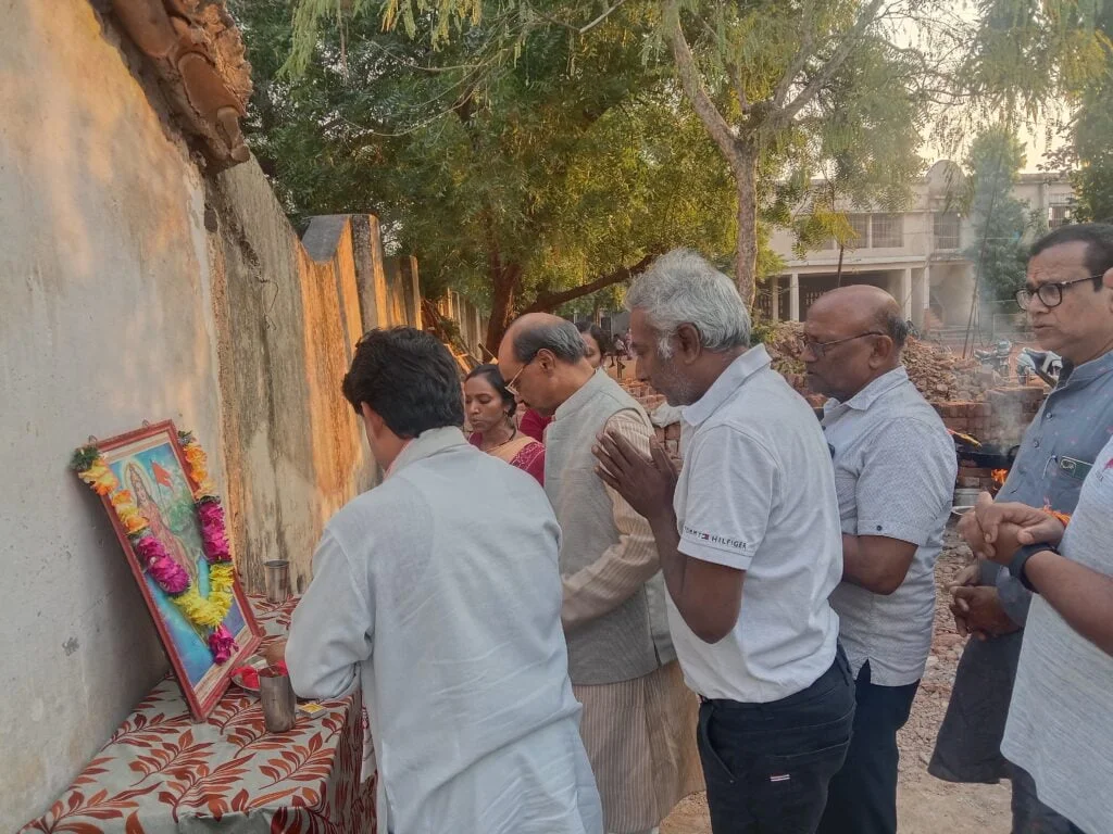 <em>सरस्वती शिशु मंदिर शक्ति में हुआ आंवला नवमी पर पूजा- अर्चना एवं मिलन समारोह का आयोजन</em>, पूर्व विधायक डॉक्टर खिलावन साहू भी पहुंचे आयोजन में, विद्यालय परिवार ने दी आंवला नवमी की शुभकामनाएं, आकंतुकों के सम्मान में स्वल्पाहार का भी हुआ आयोजन <em>सरस्वती शिशु मंदिर शक्ति में हुआ आंवला नवमी पर पूजा- अर्चना एवं मिलन समारोह का आयोजन</em>, पूर्व विधायक डॉक्टर खिलावन साहू भी पहुंचे आयोजन में, विद्यालय परिवार ने दी आंवला नवमी की शुभकामनाएं, आकंतुकों के सम्मान में स्वल्पाहार का भी हुआ आयोजन kshititech
